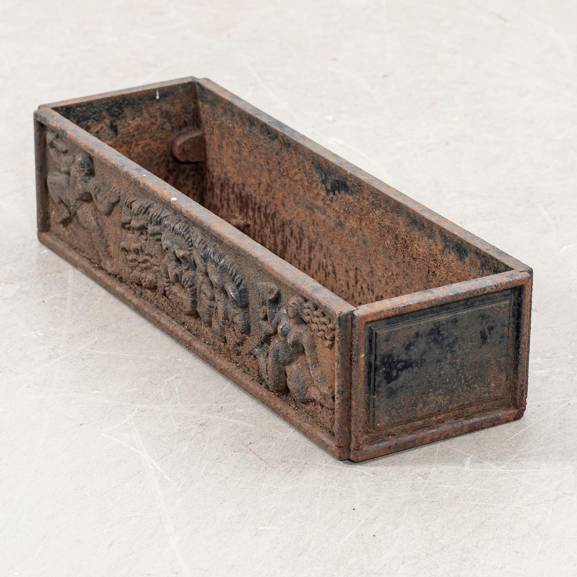 Anna Petrus, "Blomlåda Nr 1", Näfveqvarns bruk.