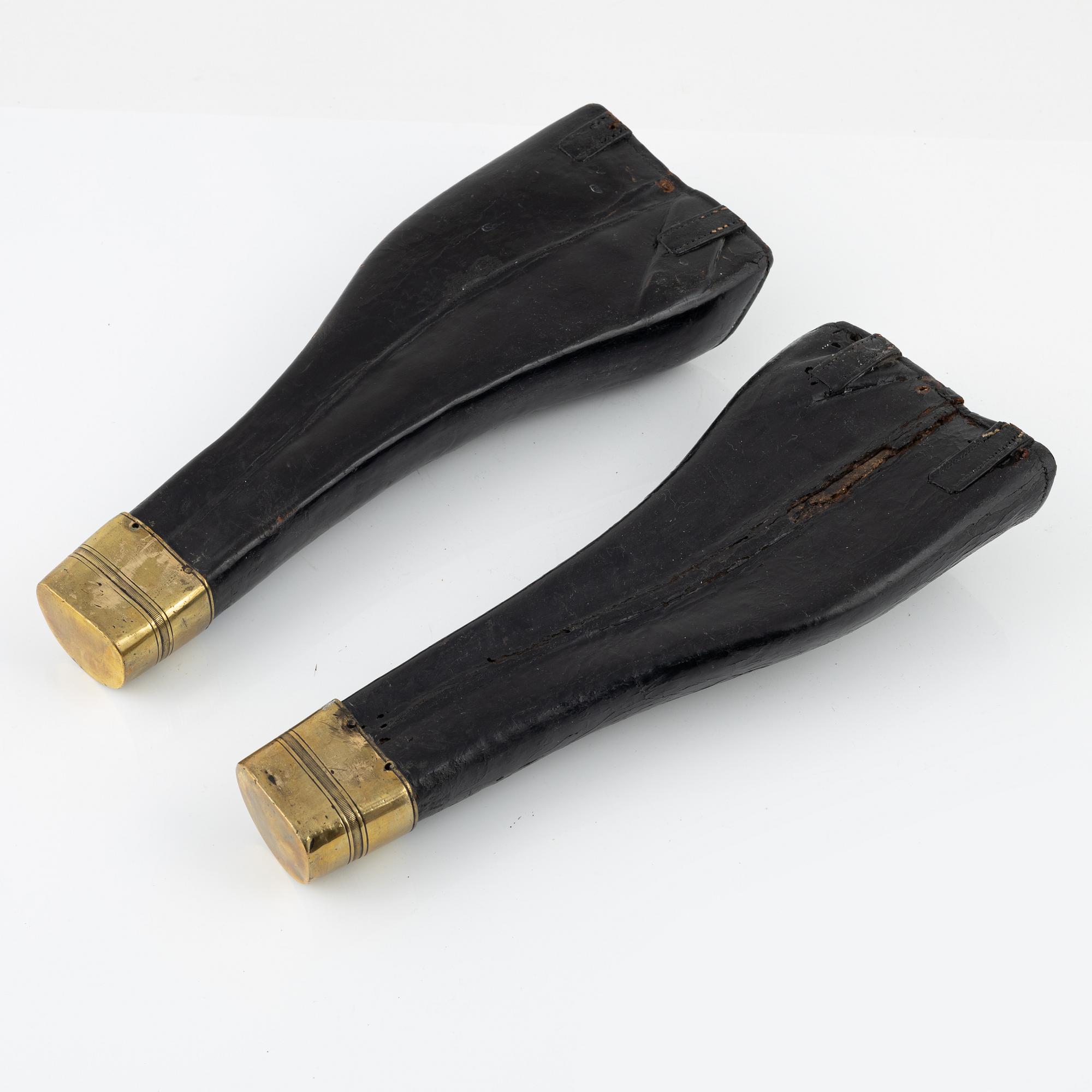 Sadelhölster för pistol, ett par, troligen svenska, 1800-tal.