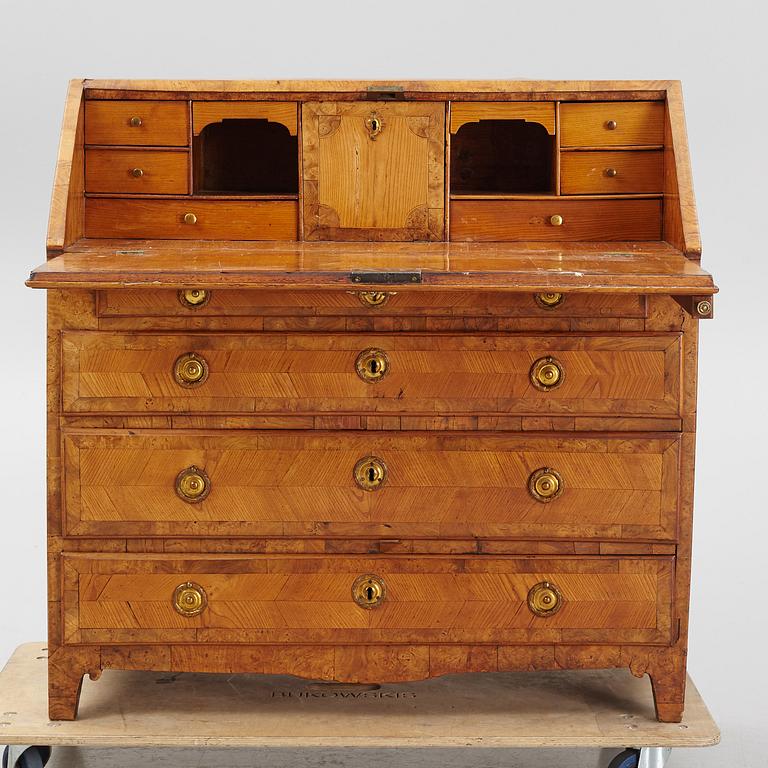 A Gustavian elm-veneered secretaire, late 18th century.