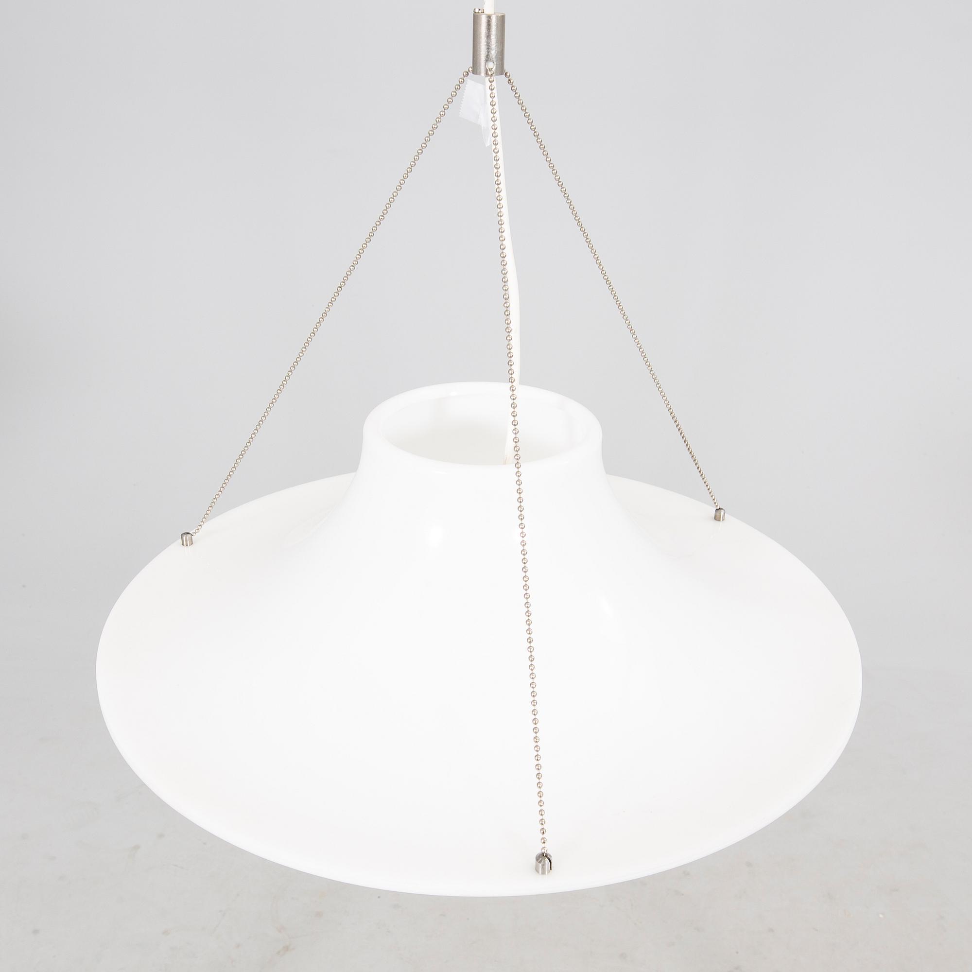 Yki Nummi, taklampa "Lokki" / "Skyflyer", modell 64-445, Stockmann Orno, Finland.