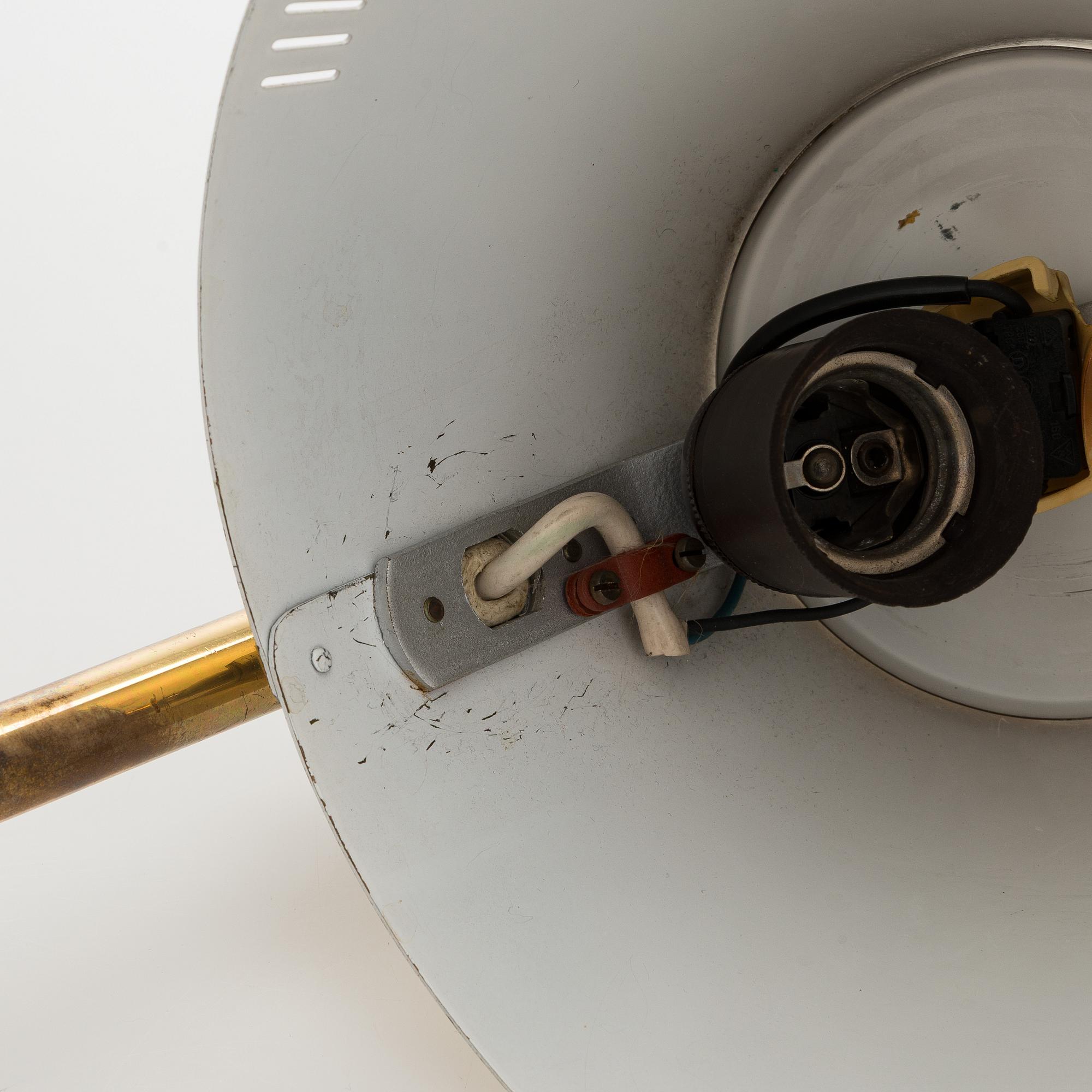 Paavo Tynell, a mid-20th-century  '9227' table lamp for Idman.