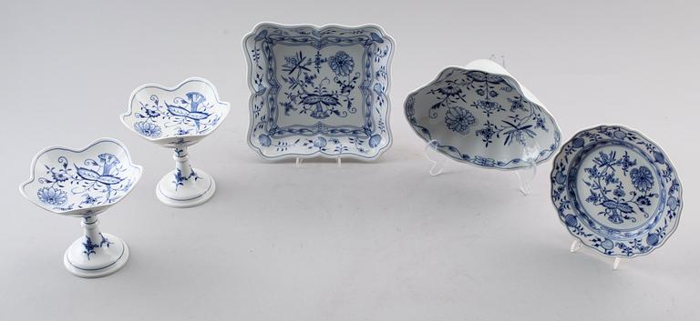 SAMLING SERVISPORSLIN, 8 delar, Meissen, 1900-talets andra hälft.