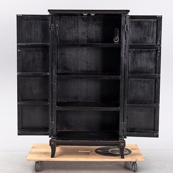 A Chinese cabinet, 20th Century.