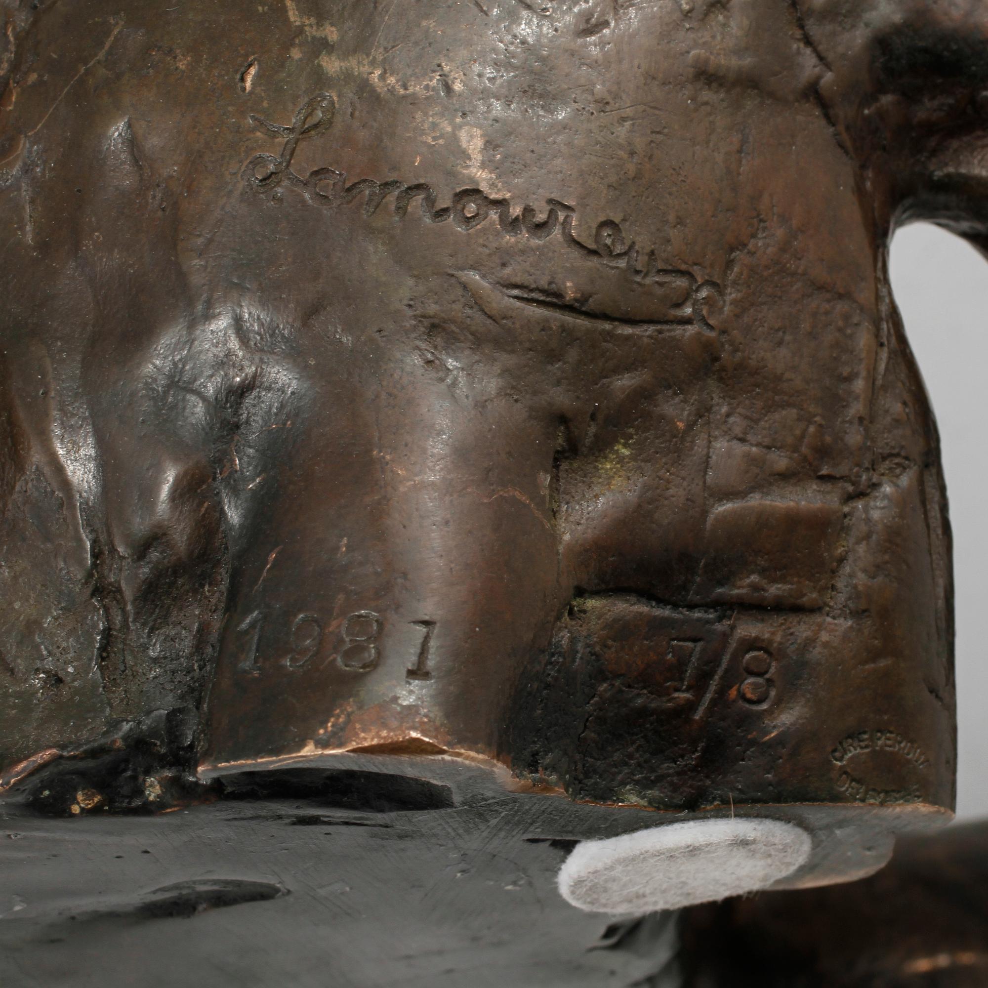 SKULPTUR, brons, otydligt signerad, daterad 1981 och numrerad 7/8.