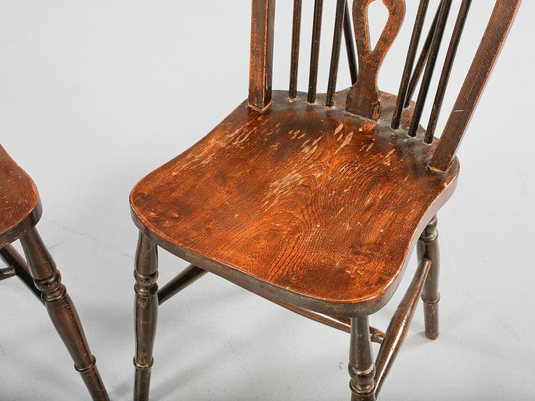 STOLAR, ett par, Windsormodell, omkring 1900-talets mitt.