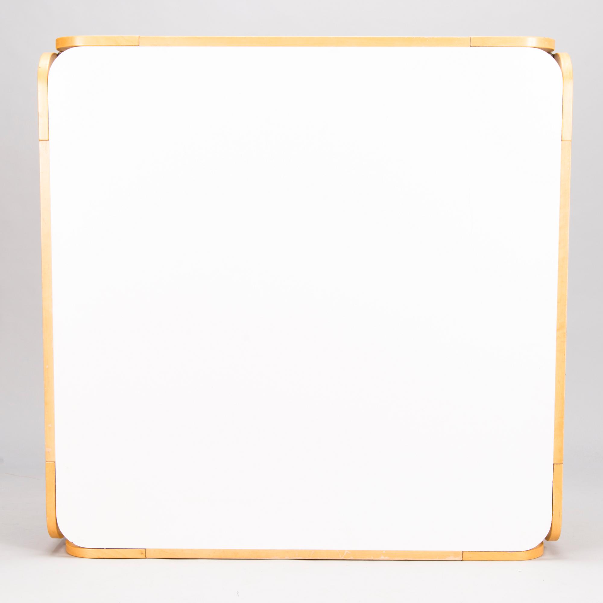 KARI ASIKAINEN, table, Artek.