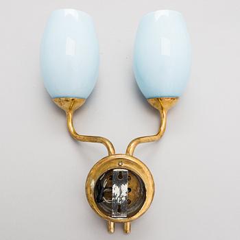 Paavo Tynell, a mid-20th century wall light for Taito.