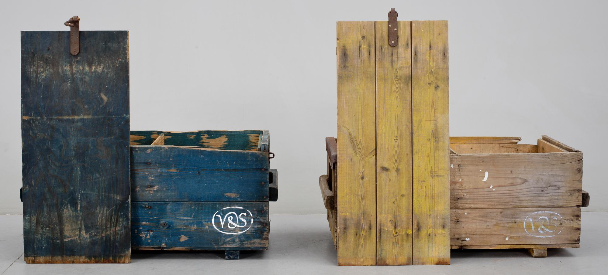 TRÄLÅDOR, 2 st, Vin & Sprit AB, omkring 1900-talets mitt.