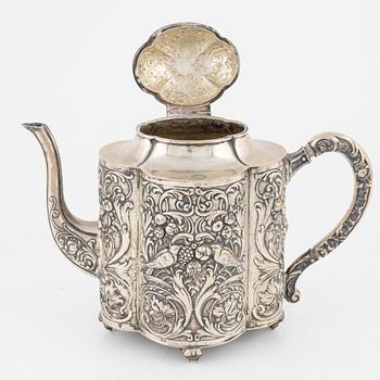 A silver tea and coffee set with tray, Germany, early 20th century.