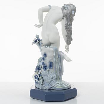 José Javier Malavia, figurine, "Pure Beauty", Lladró, Spain, 2006-2008.