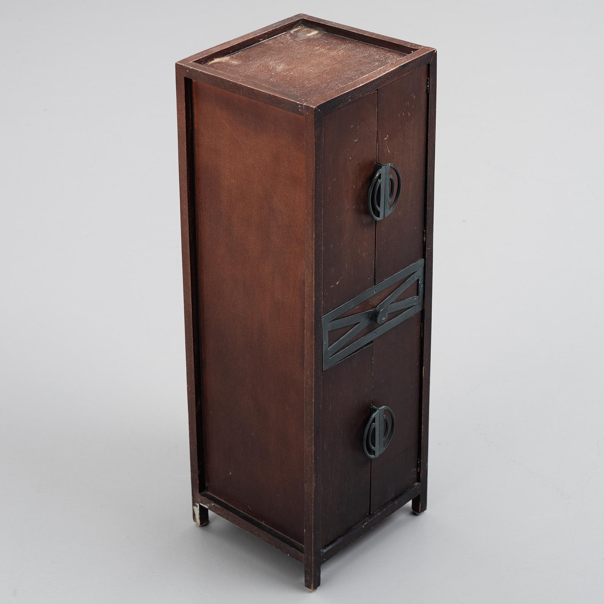 Cabinet, painted wood, 20th century.