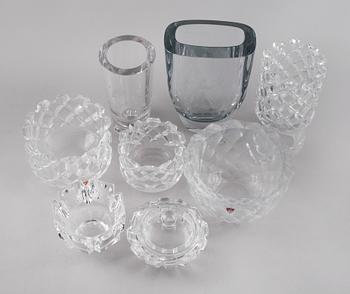 SAMLING GLASFÖREMÅL, 8 delar, bl a Orrefors, 1900-tal.