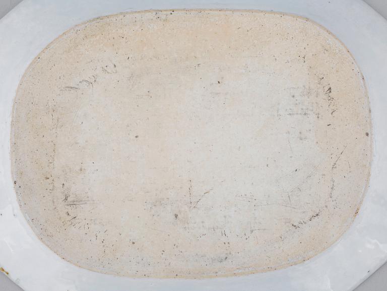 STEKFAT, 2st, porslin, Kina, Qianlong (1736-1796).