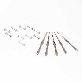 Lobster forks, 5 pcs, and butter knives, 10 pcs, silver, mid-20th century.