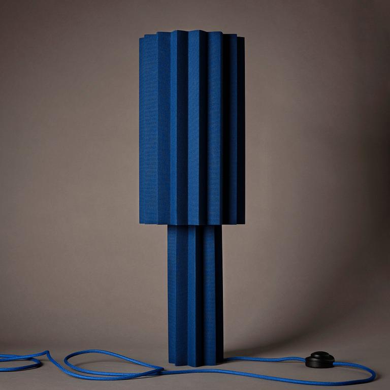 FOLKFORM, "L árt Plisse no 4", bordslampa, Studio Folkform, 2022.