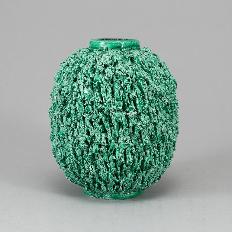 GUNNAR NYLUND, a stoneware vase, Rörstrand.