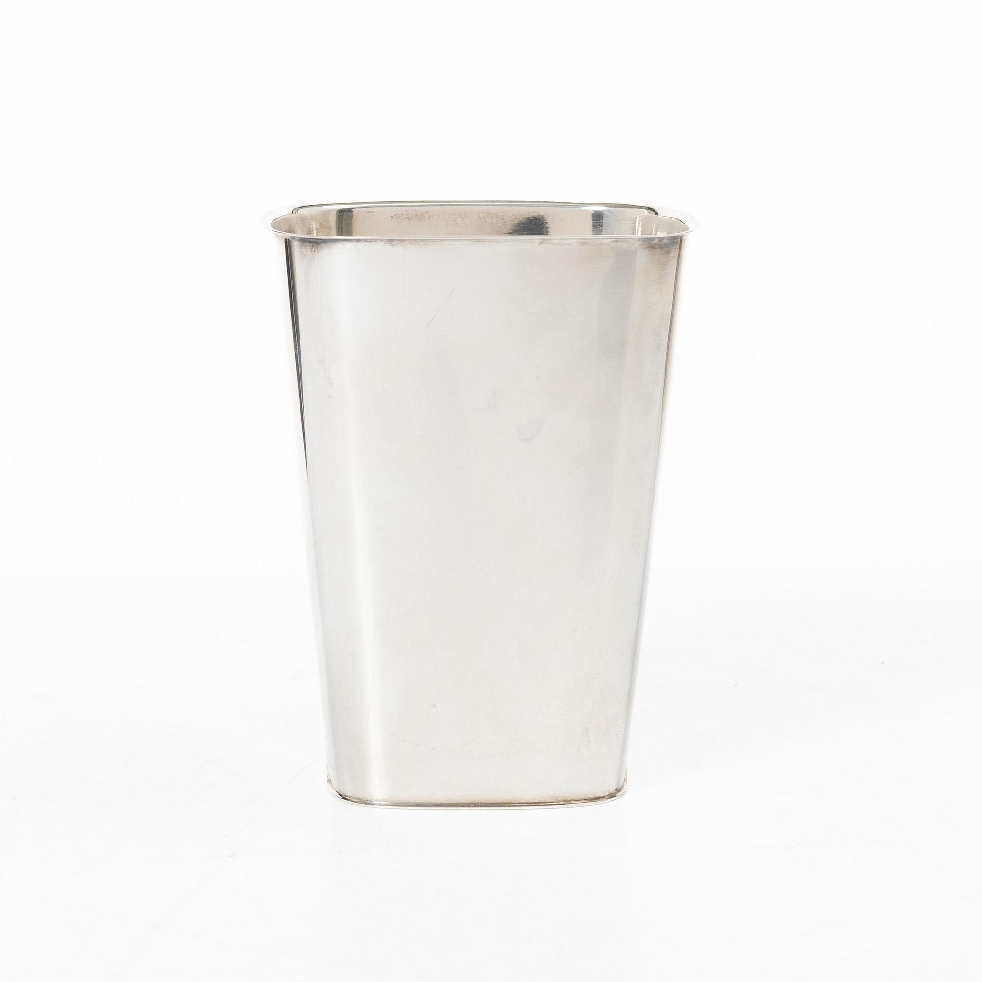 Gustav Janson, vase, silver, C.G. Hallberg, Stockholm 1957.