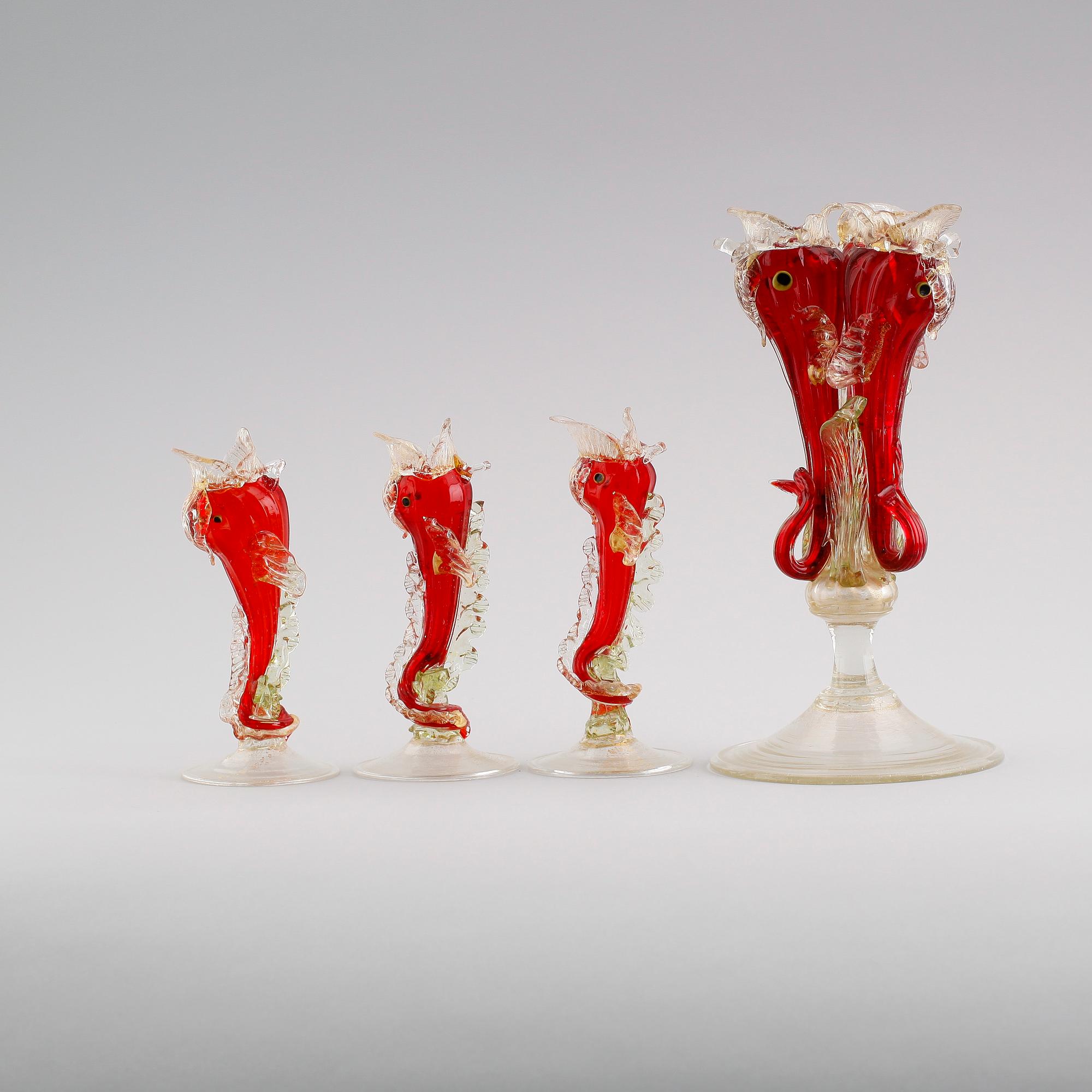VASER, 4 st, glas, sannolikt Murano, Italien, 1900-talets första hälft.