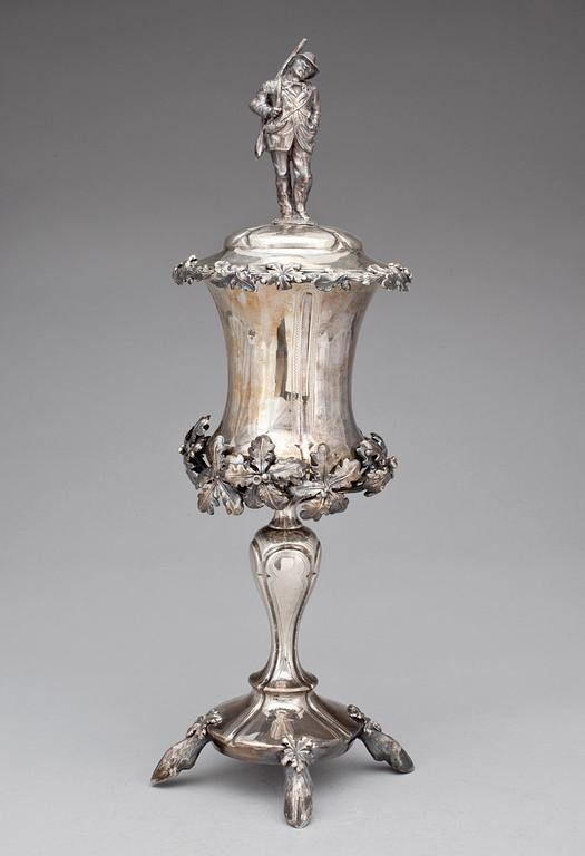 JAKTPOKAL, silver, otydlig stämpel möjl Kiev, Ryssland, sent 1800-tal. Vikt 713g.