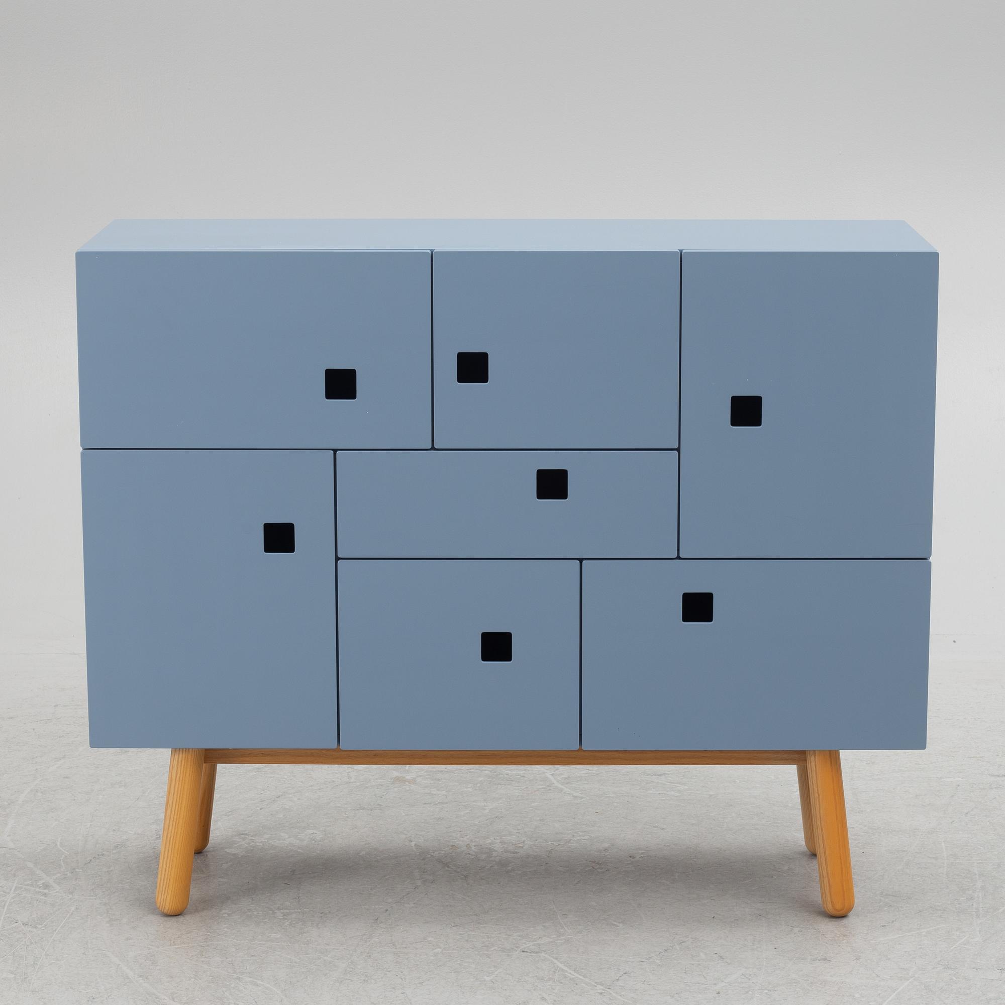 Håkan Johansson, bureau, "Peep B3", Zweed Furniture.