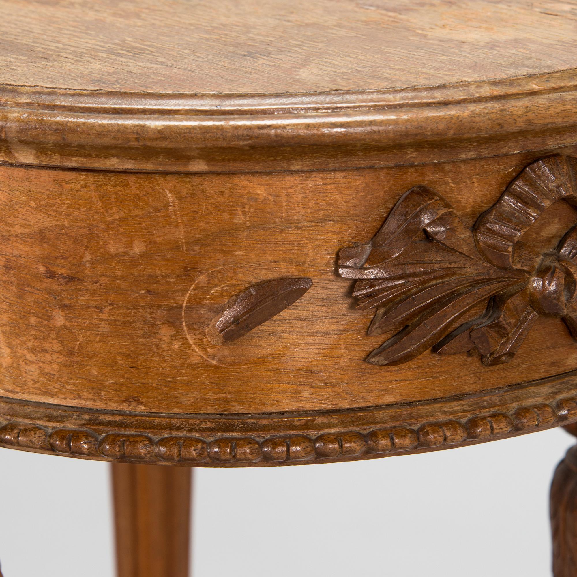 Sewing table, probably Russia, second half of the 19th century.
