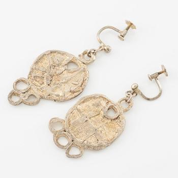 Lars Arby, five pairs of earrings, silver.