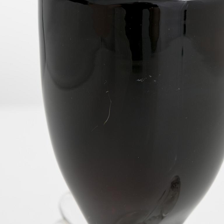 Heikki Orvola, an  art glass signed Heikki Orvola, Nuutajärvi Notsjö.