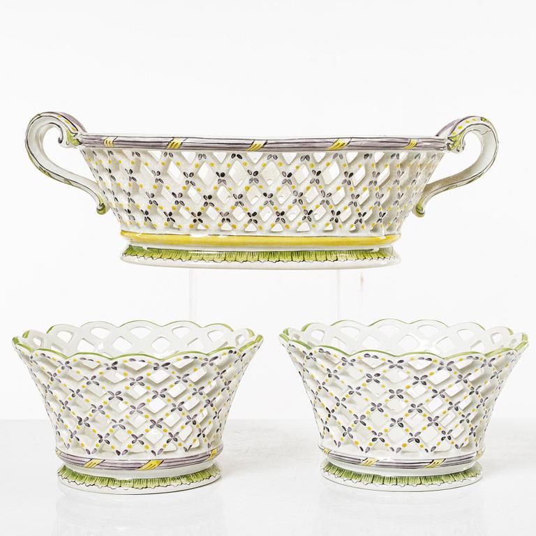 Galler bowls, 2 + 1 pcs, Rörstrand, early 20th century..