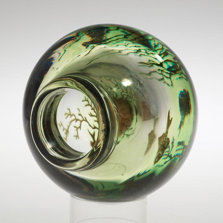 An Edward Hald 'Graal' glass vase, Orrefors 1938.