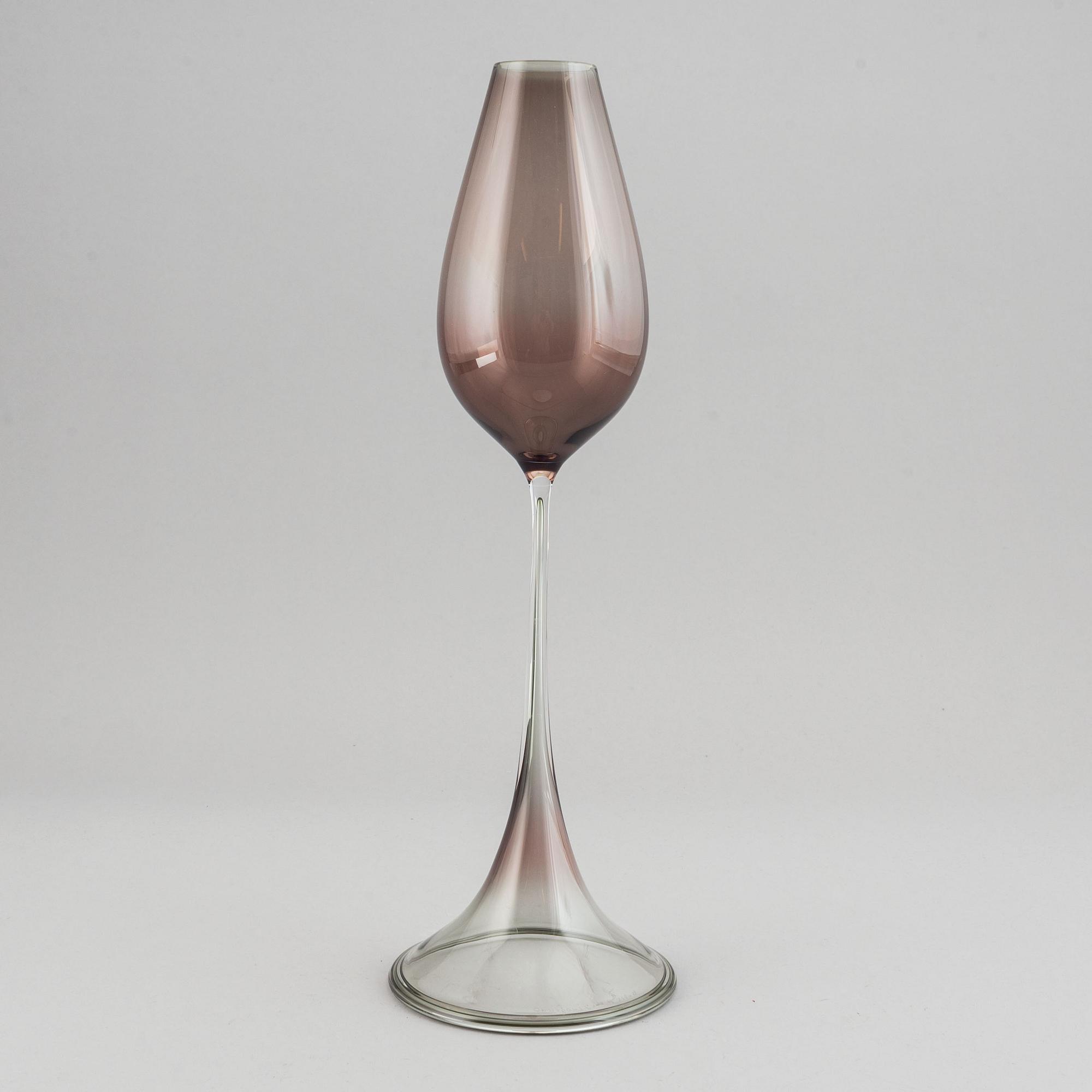 Nils Landberg, a tulip-shaped glass, Orrefors.