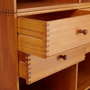 Andreas Hansen, a set of four bookcase modules from Hadsten Træindustri, Denmark.