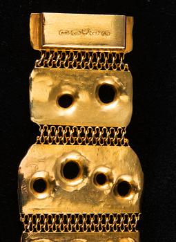Tapio Wirkkala, RANNEKORU, kultaa 14K, N. Westerback, Helsinki 1966.   Paino 59,8 g.