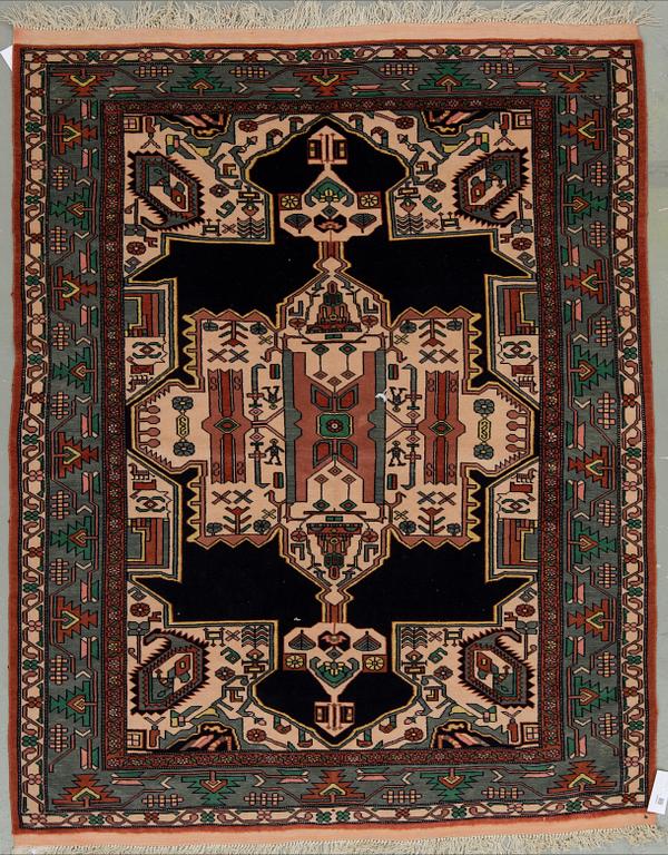 MATTA, Khorasan. Ca 175x140 cm.