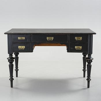 SKRIVBORD, nyrenässans, 1800-talets slut.
