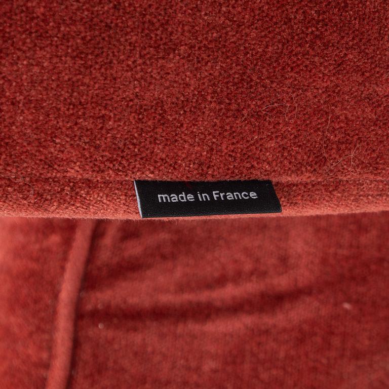 Pascal Mourgue, a 'Smala' sofa/daybed, Ligne Roset.