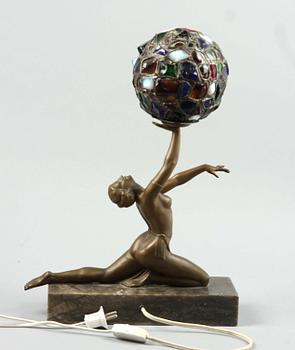 BORDSLAMPA, art decostil, 1900-talets andra hälft.