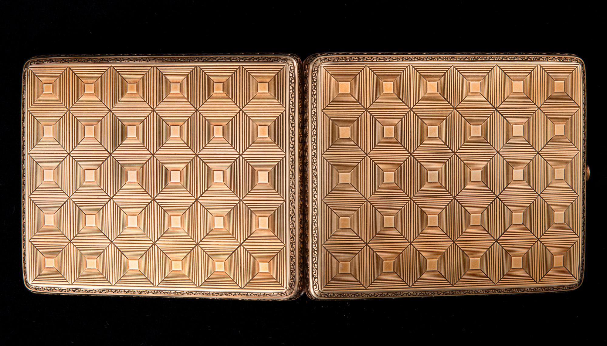 CIGARETTE CASE.