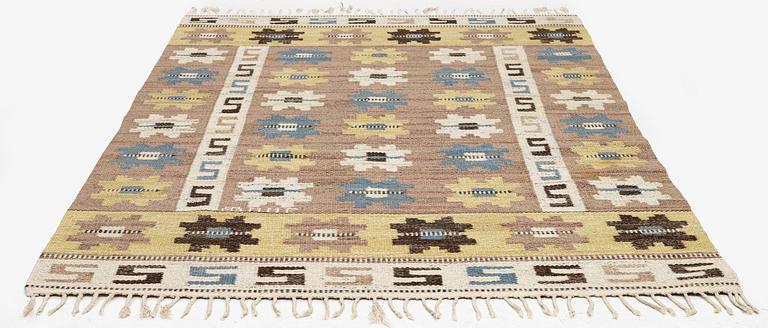 Märta Måås-Fjetterström, matta, "Kryptans matta" ("Sipporna"), rölakan, ca 194 x 129 cm, signerad AB MMF.