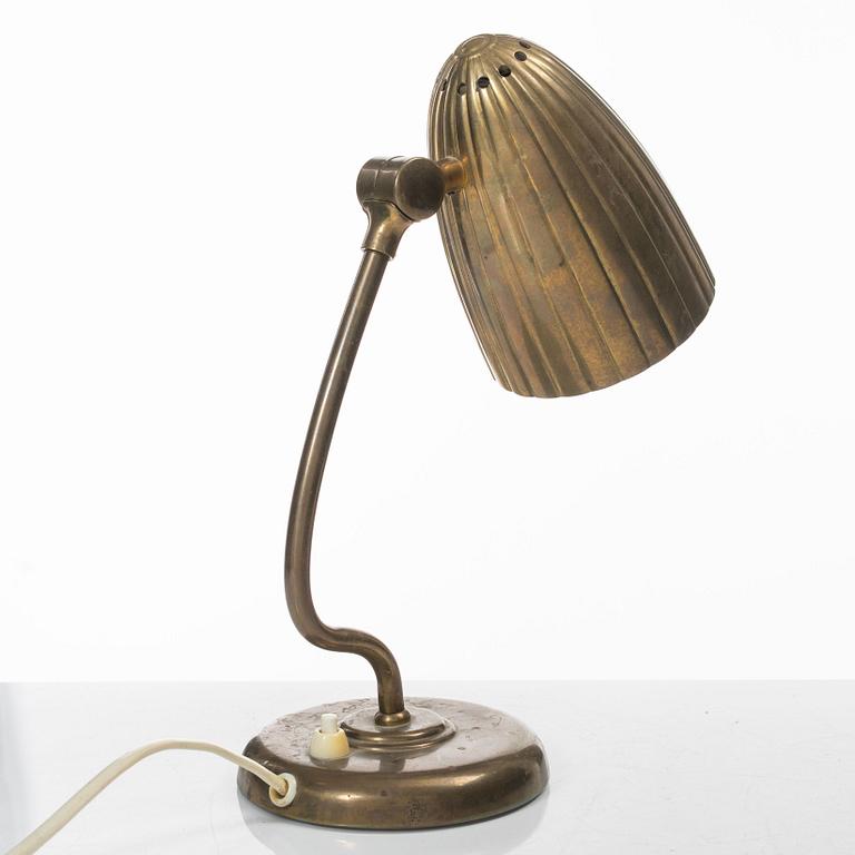 Harald Notini, a table lamp model "15480", Arvid Böhlmarks Lampfabrik, Stockholm, 1940s.