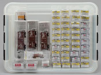 PARTI TÅGBANEDELAR, 60 st, Micro-Trains, 1900-talets fjärde kvartal.