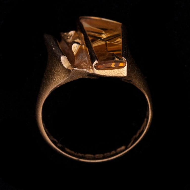 RING, 14K guld, citrin. Lapponia 1990. Vikt ca 6,2 g.