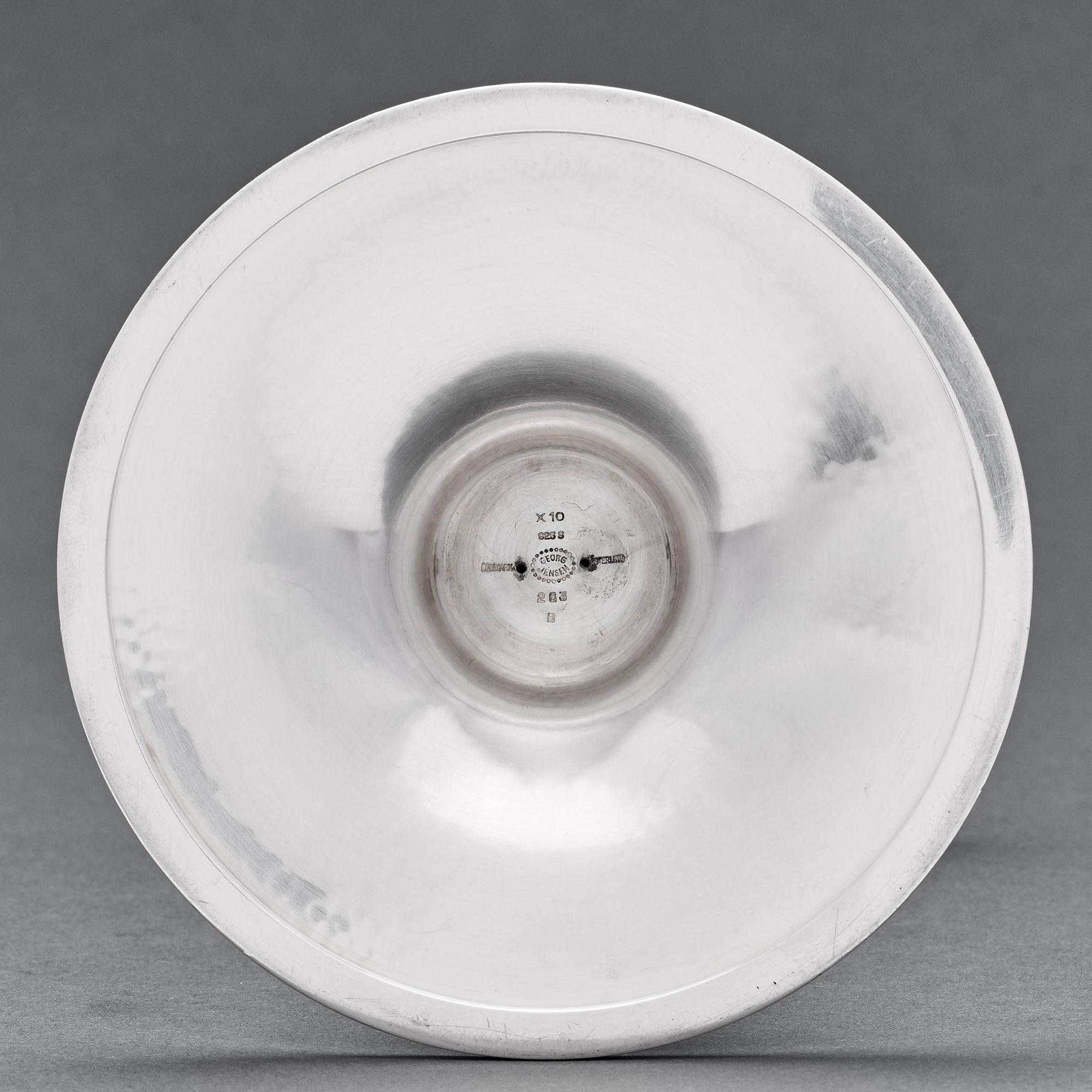 Georg Jensen, ett par ljusstakar, Köpenhamn 1996, sterling silver, designnr 263B.