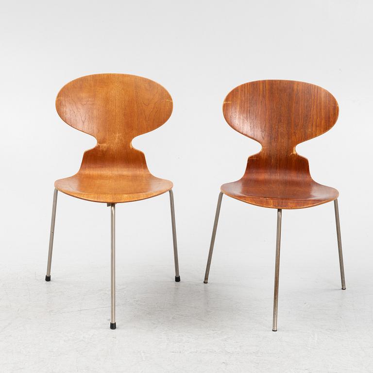 Arne Jacobsen, eight 'Ant' chairs, Fritz Hansen, Denmark, mid 20th century.