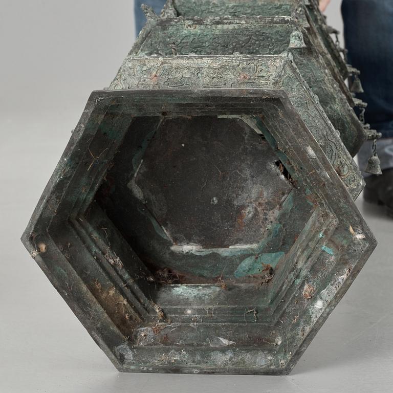 PAGOD, brons. Qingdynasty (1644-1912).
