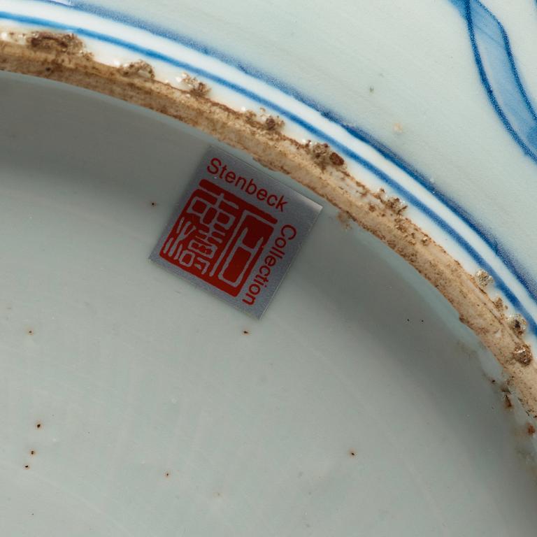 A large blue and white kraak dish, Ming dynasty,  late Wanli/1630's.