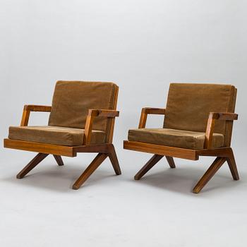 OLAVI HÄNNINEN, fåtöljer, ett par, "Bumerang", tillverkare HMN Huonekalu Mikko Nupponen, Lahtis, 1960-tal.