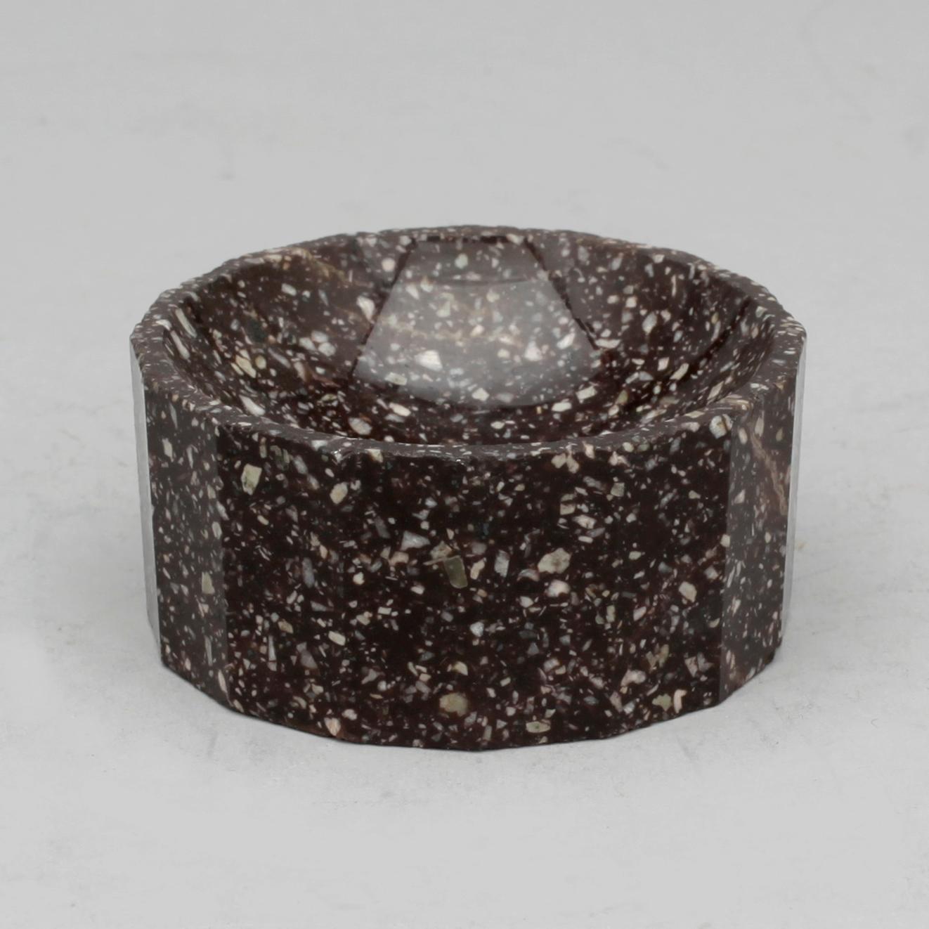 SALTKAR, porfyr, 1800-tal.