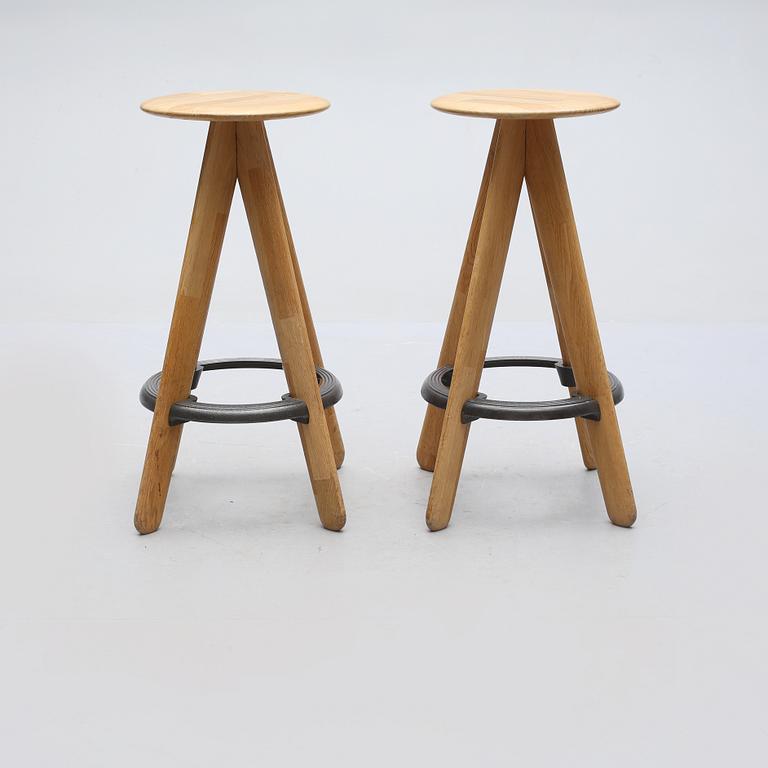 BARSTOLAR, ett par, "Slab Bar Stool", Tom Dixon, 2000-tal.