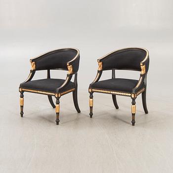 Baljfåtöljer ett par Gustaviansk stil 2000-tal.