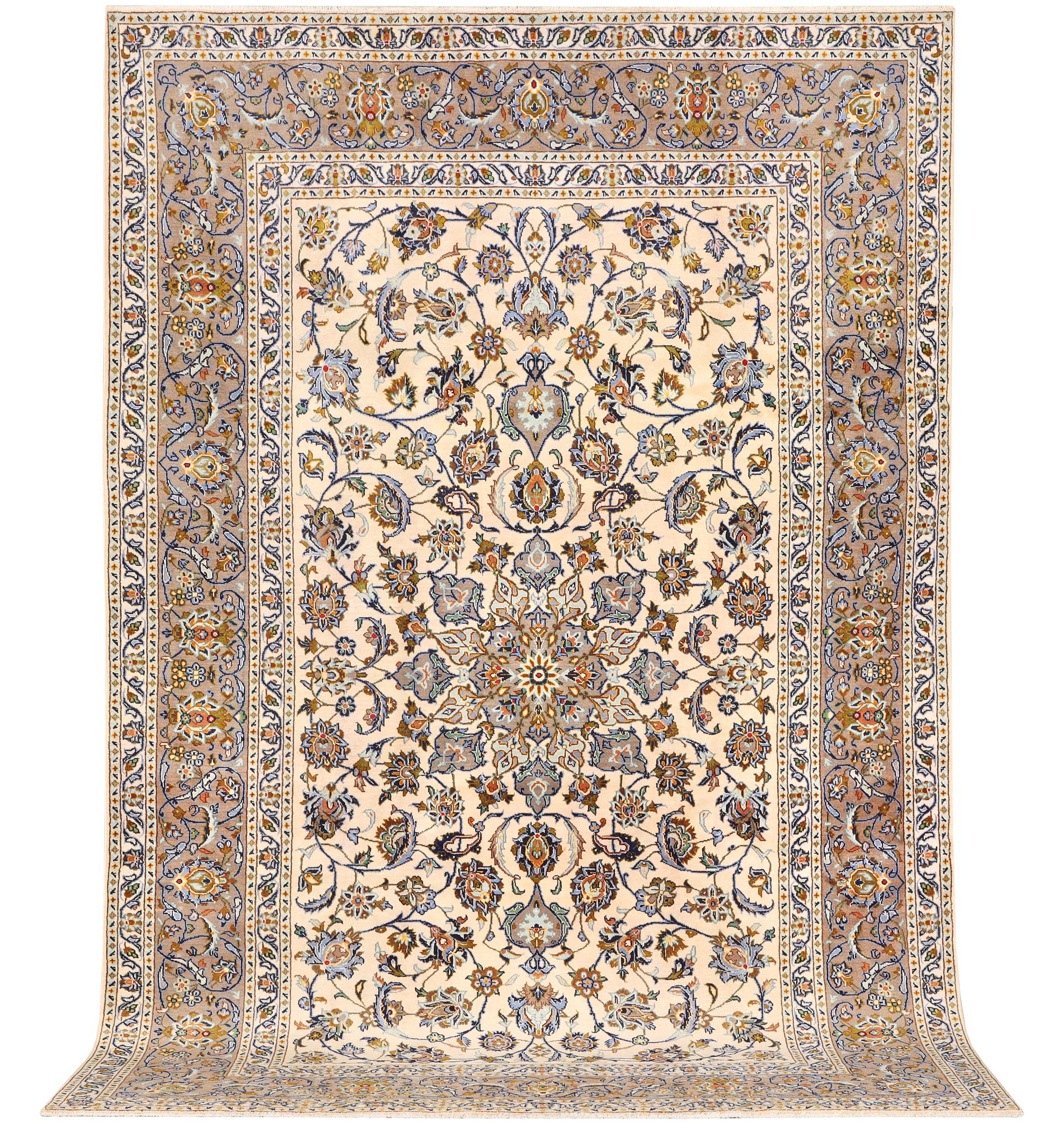 A Keshan carpet, c. 340 x 218 cm.